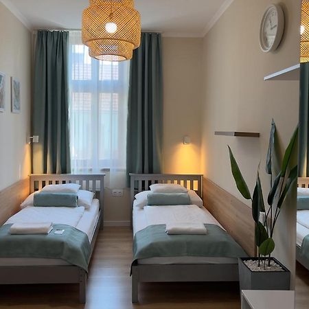 Anova Apartman Gyula Luaran gambar