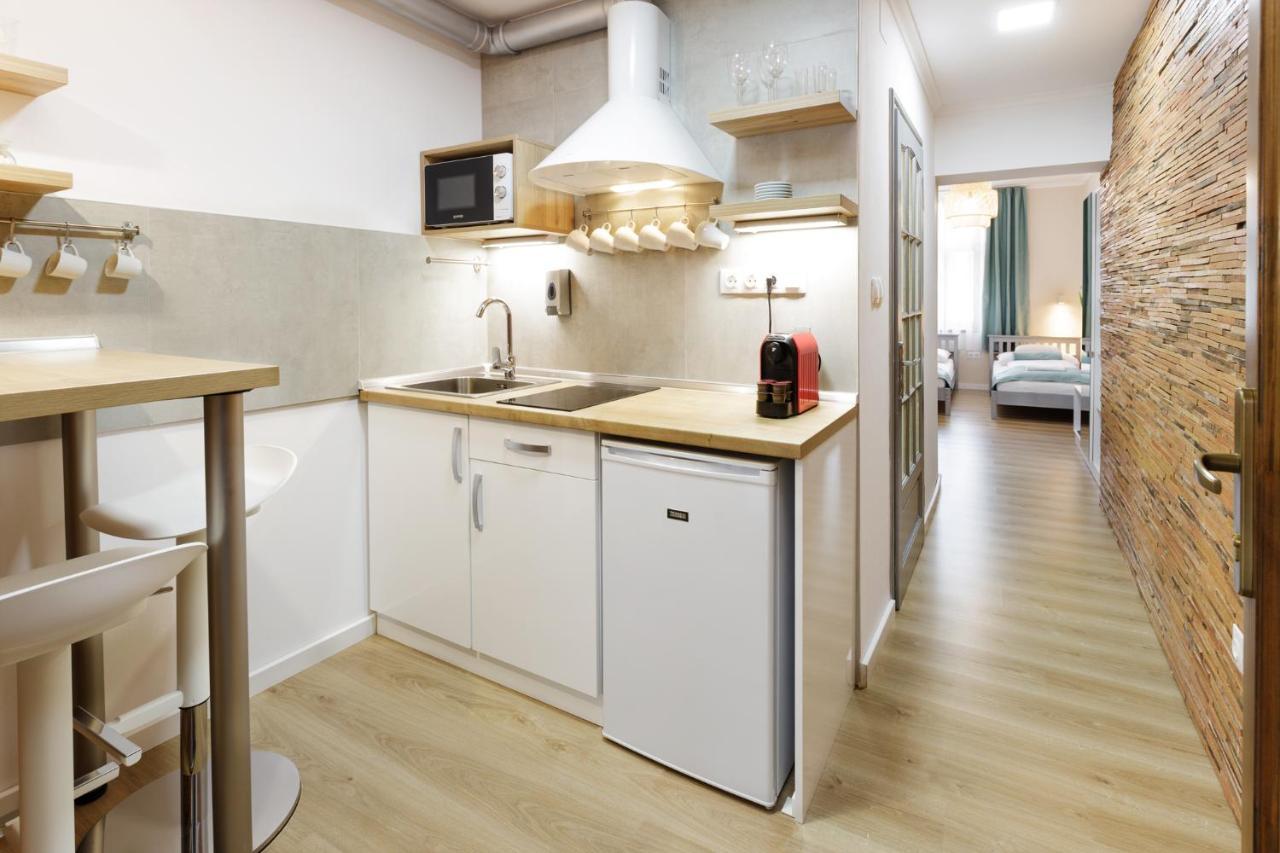 Anova Apartman Gyula Luaran gambar