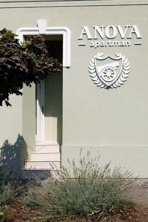 Anova Apartman Gyula Luaran gambar
