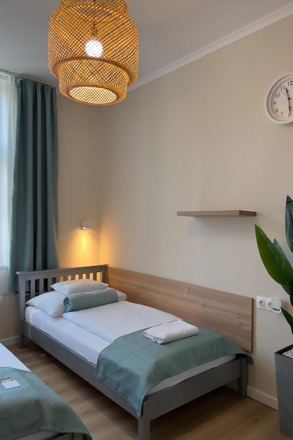 Anova Apartman Gyula Luaran gambar